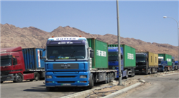 الشاحنات الأردنية تدخل الأراضي العراقية