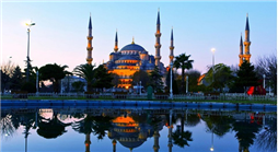 الوضع الأمني يقلص عدد السياح بتركيا لأول مرة منذ سنوات