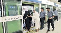 قطار المشاعر ينقل  370  ألف حاج